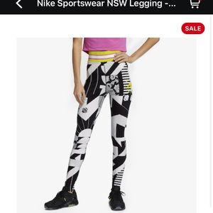 NWT Nike Leggings